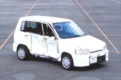 Nissan Cube - - - Crash-test